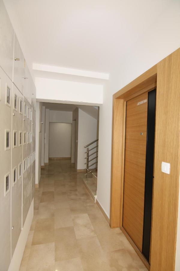 Apartments Lora Zmajeva, 7 Budua Esterno foto