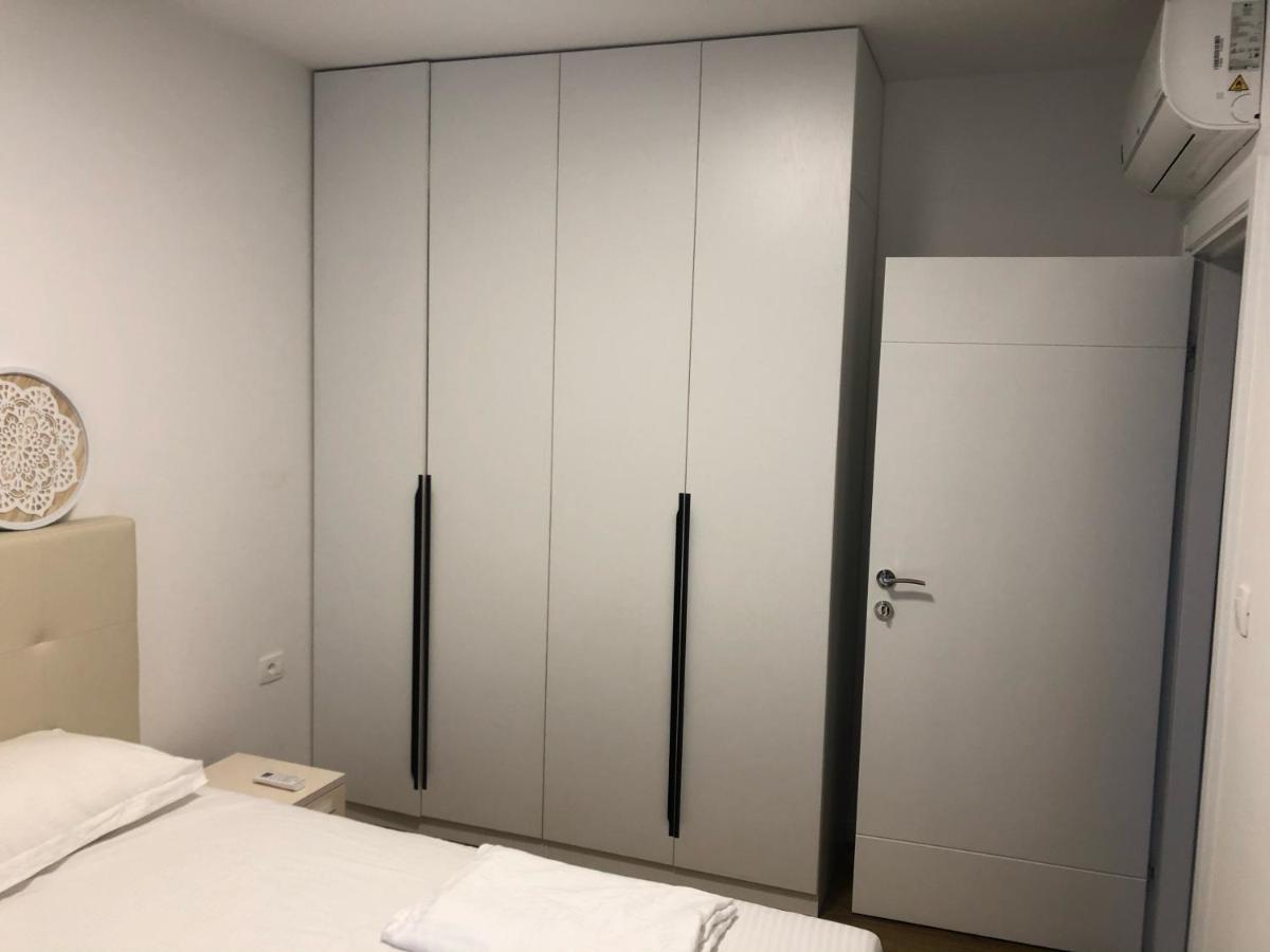 Apartments Lora Zmajeva, 7 Budua Esterno foto