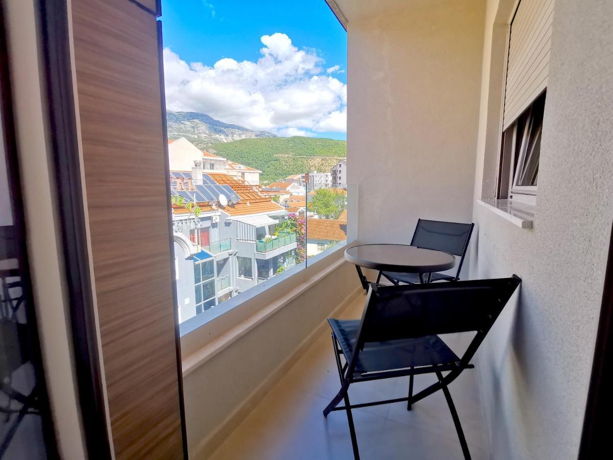 Apartments Lora Zmajeva, 7 Budua Esterno foto