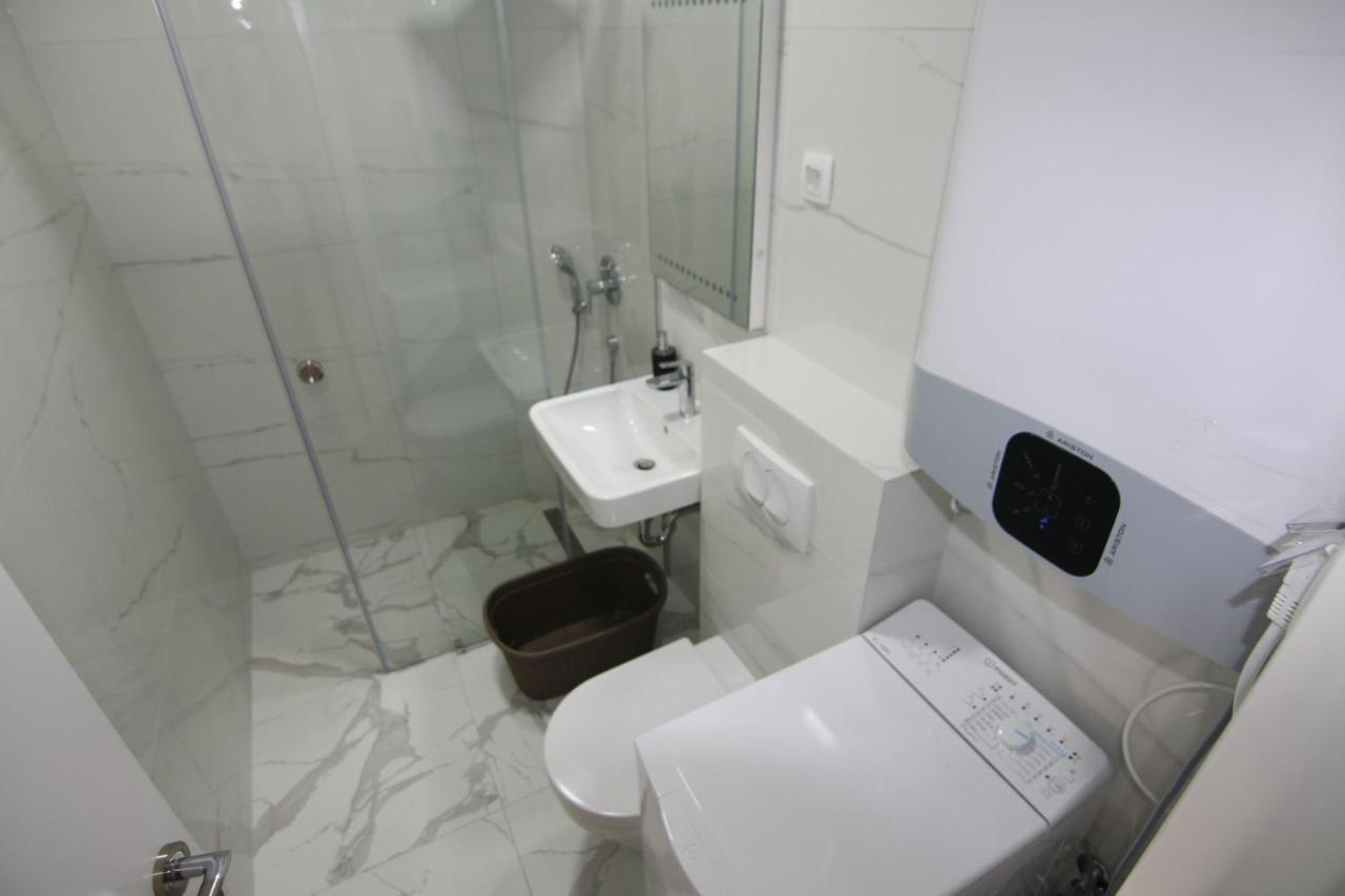 Apartments Lora Zmajeva, 7 Budua Esterno foto