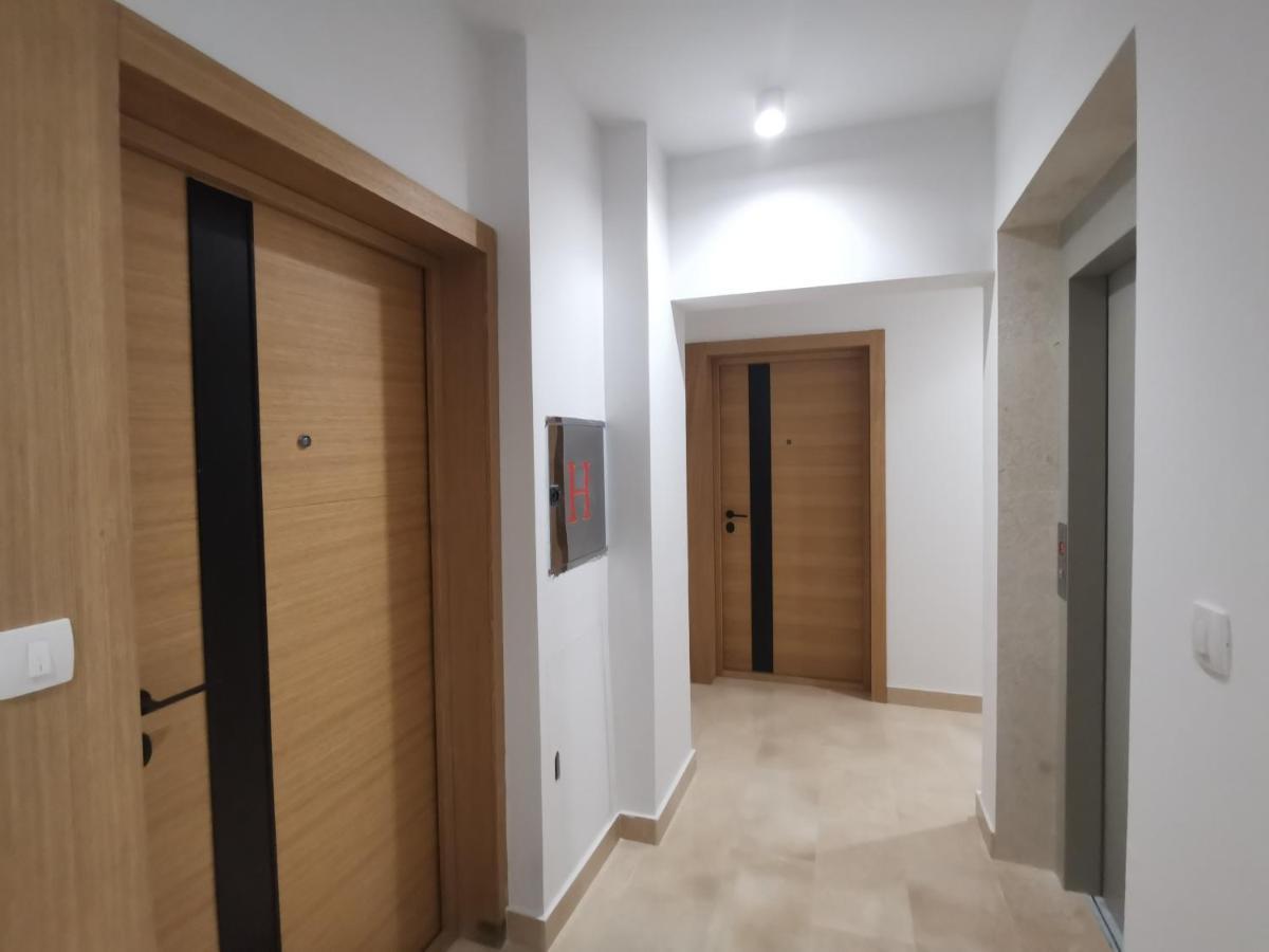 Apartments Lora Zmajeva, 7 Budua Esterno foto
