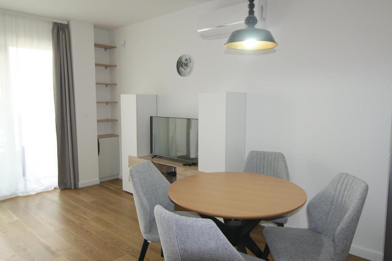 Apartments Lora Zmajeva, 7 Budua Esterno foto