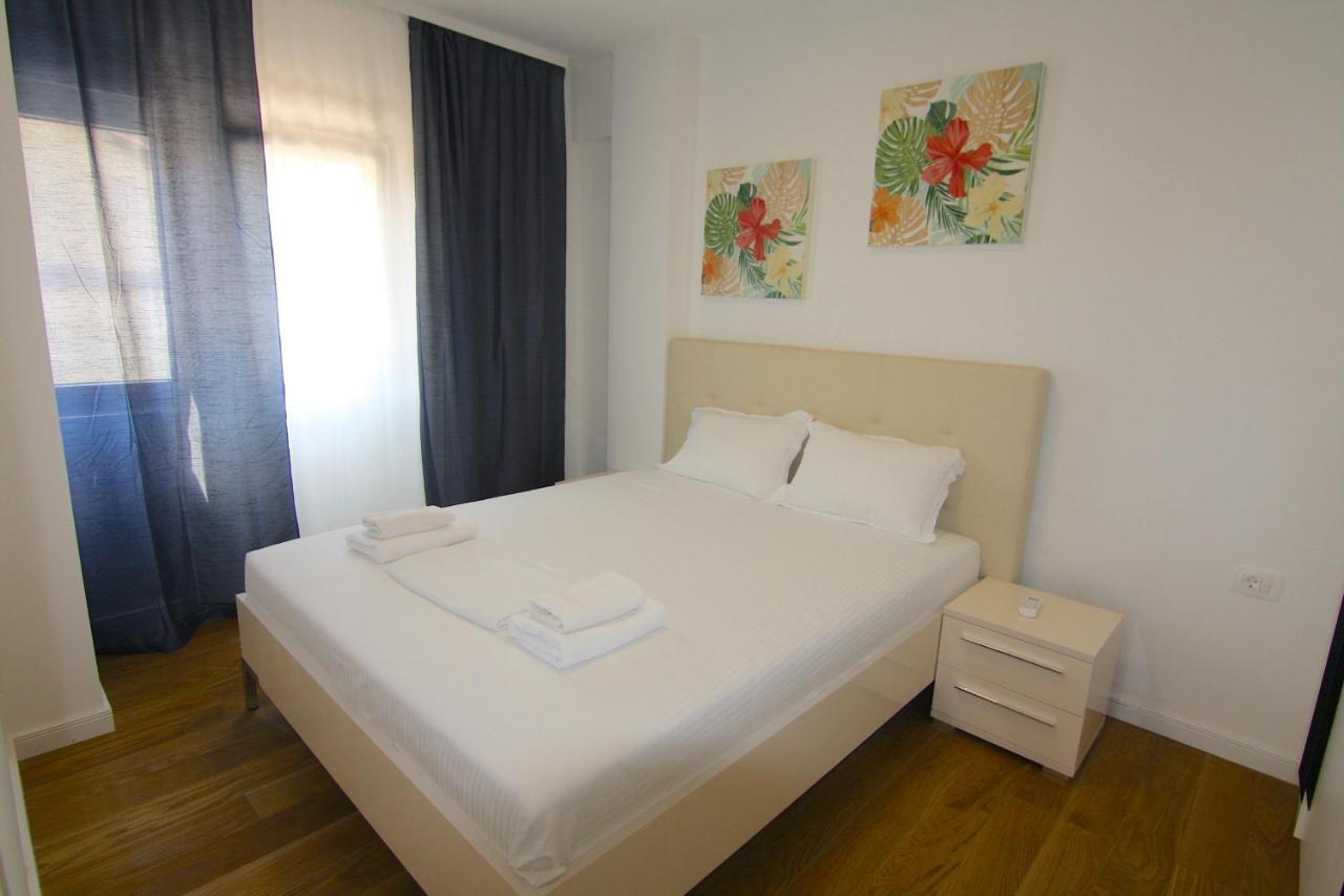 Apartments Lora Zmajeva, 7 Budua Esterno foto